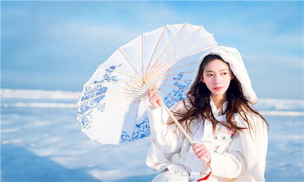 召陵试管代怀生子多少钱一个？助孕之路的费用分析与方案选择